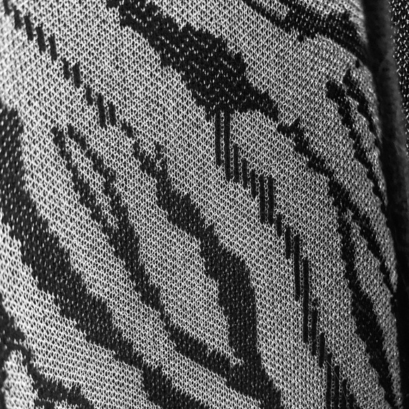 Kaspar Zebra Print Open Front Cardigan Sweater 3/4 sleeve Size XL NWOT - Picture 6 of 6
